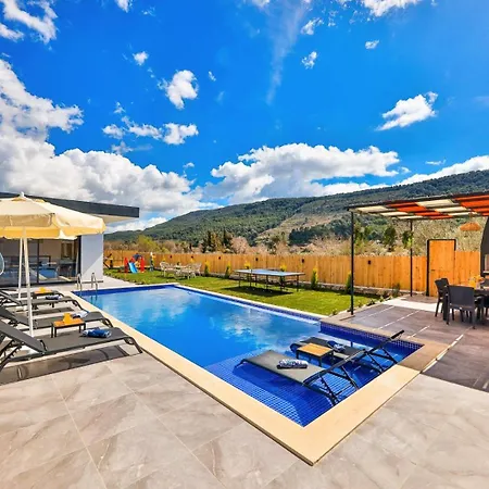 Nazeren Hotel Kas